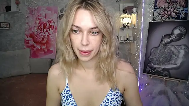 NickyAdamidi online show from July 23, 4:16 pm