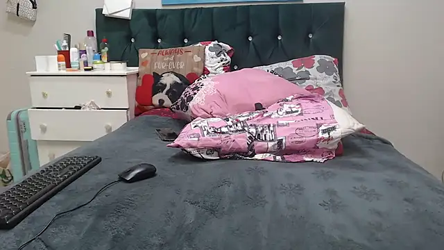 Snapshot of chockclitx5 chatting on December 14, 9:30 pm chockclitx5 online show from December 14, 9:30 pm