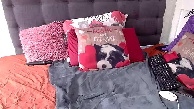 Snapshot of chockclitx5 chatting on March 2, 7:15 am chockclitx5 online show from March 2, 7:15 am