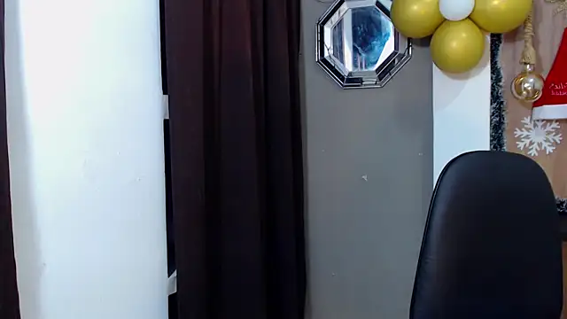 Snapshot of fire_and_moon chatting on November 17, 1:55 am fire and moon online show from November 17, 1:55 am