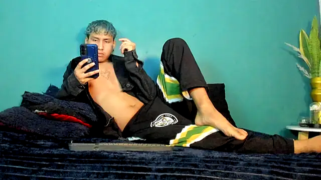 spicy adonhis online show from September 20, 1:01 pm