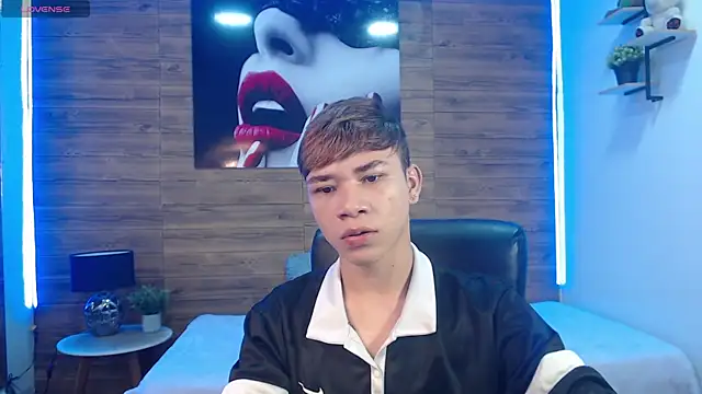 nathanclay online show from February 6, 3:22 am