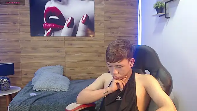 nathanclay online show from March 27, 11:21 am