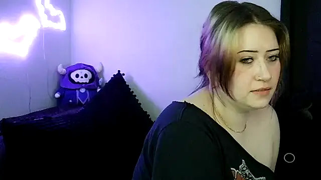 HarleyDemon666 online show from March 22, 6:55 pm