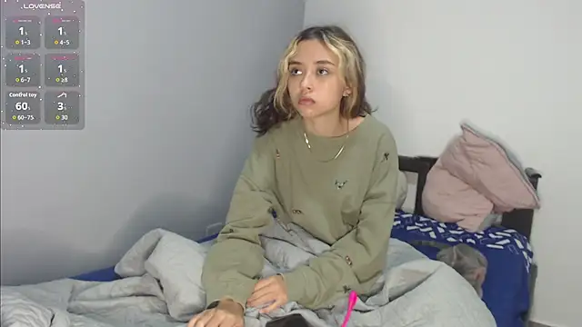 Snapshot of brisazanes chatting on September 30, 2:11 pm brisazanes online show from September 30, 2:11 pm