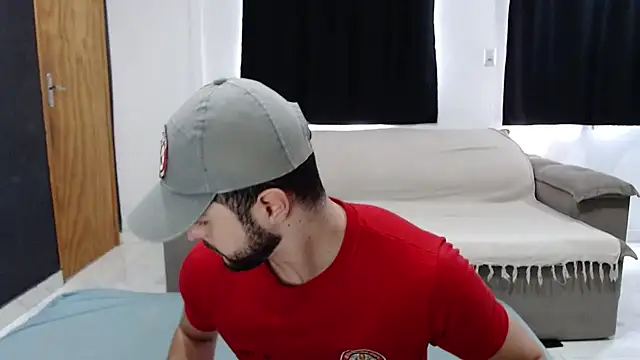 Snapshot of BombeiroHotx chatting on February 25, 5:55 pm BombeiroHotx online show from February 25, 5:55 pm