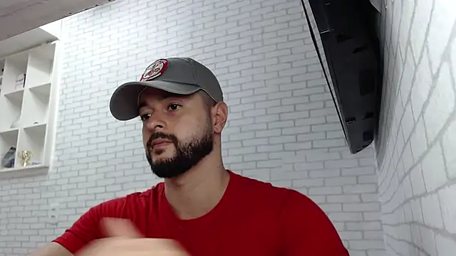 Snapshot of BombeiroHotx chatting on March 3, 6:25 pm BombeiroHotx online show from March 3, 6:25 pm