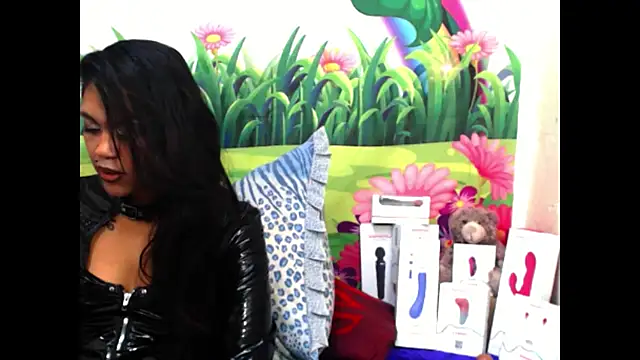 indiandesire4u69 online show from December 4, 6:27 pm