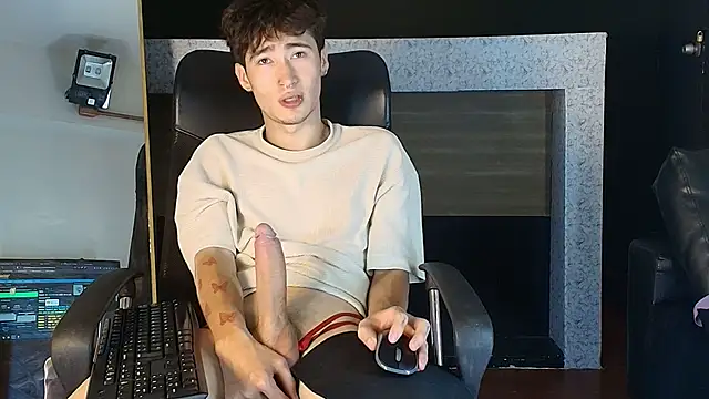  DantFox  online show from November 9, 7:56 pm