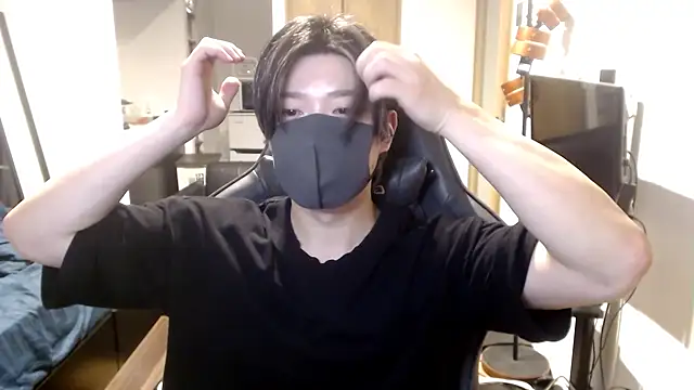 Snapshot of Mei-Tanaka chatting on October 8, 2:36 pm Mei-Tanaka online show from October 8, 2:36 pm