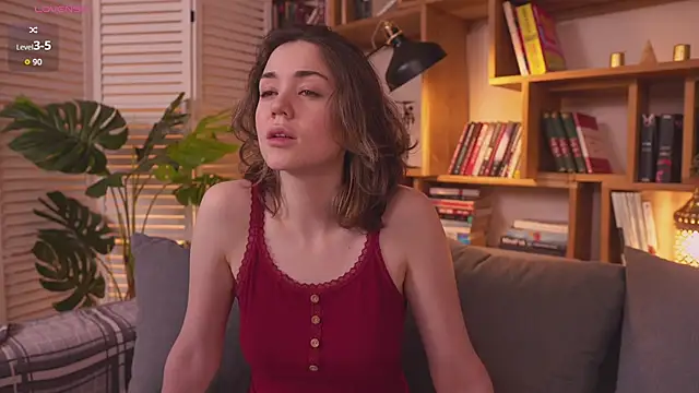 Sunny Teaze online show from March 30, 4:30 pm