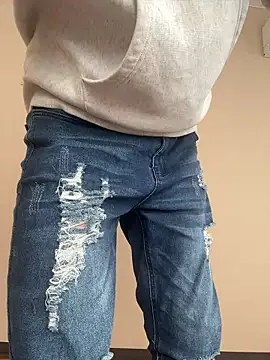 Snapshot of iikangi chatting on February 21, 4:02 am iikangi online show from February 21, 4:02 am