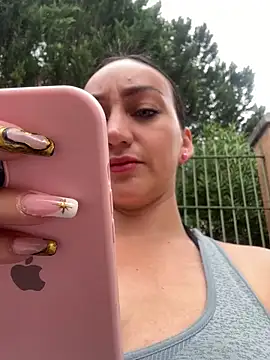 Ninabigtitied online show from September 10, 1:55 pm