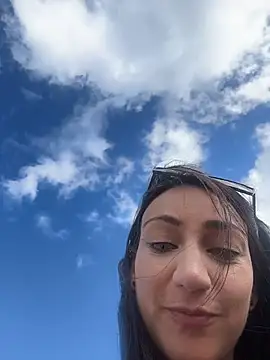 Ninabigtitied online show from November 28, 2:53 pm