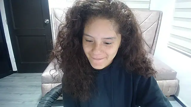 Velvet Moon V online show from October 13, 1:11 pm