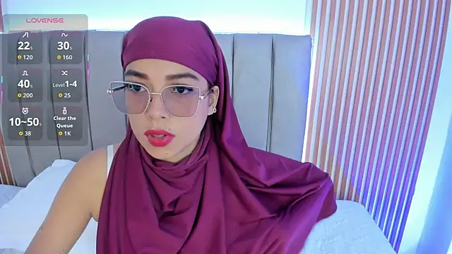 naishaa  online show from October 24, 6:37 pm