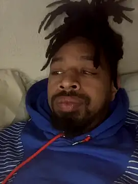 Snapshot of PittsburghKing chatting on November 25, 4:29 pm PittsburghKing online show from November 25, 4:29 pm