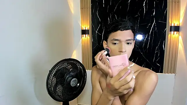 Snapshot of BILLY_JAMEES chatting on November 13, 11:31 am BILLY JAMEES online show from November 13, 11:31 am