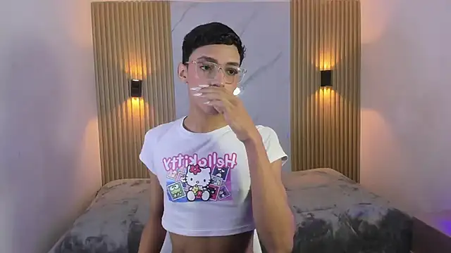 Snapshot of BILLY_JAMEES chatting on December 16, 6:02 pm BILLY JAMEES online show from December 16, 6:02 pm