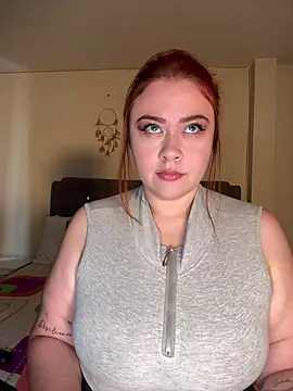 maddy Bloomm online show from February 12, 4:46 pm