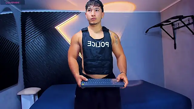 Horny nick18 online show from April 10, 10:20 am