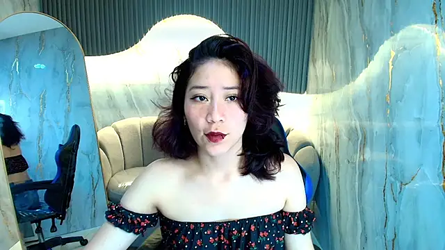 valentina r  online show from November 26, 3:40 am