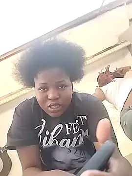 SweetHoney21  online show from October 23, 1:54 pm