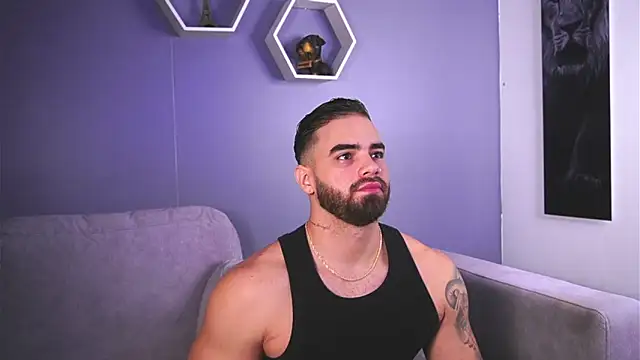 Snapshot of Paul_Phoenix chatting on October 23, 7:01 pm Paul Phoenix online show from October 23, 7:01 pm