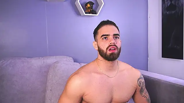 Snapshot of Paul_Phoenix chatting on October 28, 7:27 pm Paul Phoenix online show from October 28, 7:27 pm