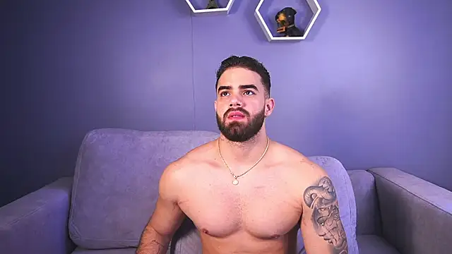 Snapshot of Paul_Phoenix chatting on November 4, 7:46 pm Paul Phoenix online show from November 4, 7:46 pm