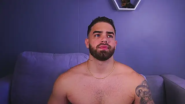 Snapshot of Paul_Phoenix chatting on November 30, 6:12 pm Paul Phoenix online show from November 30, 6:12 pm