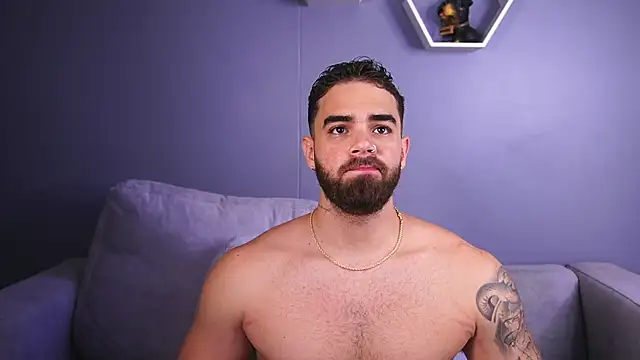 Snapshot of Paul_Phoenix chatting on December 3, 8:18 pm Paul Phoenix online show from December 3, 8:18 pm