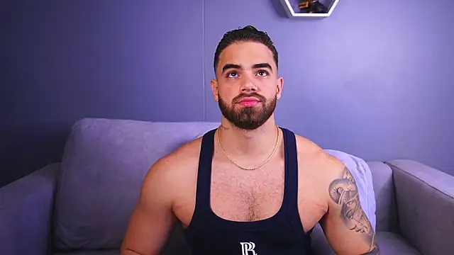 Snapshot of Paul_Phoenix chatting on December 14, 7:29 pm Paul Phoenix online show from December 14, 7:29 pm