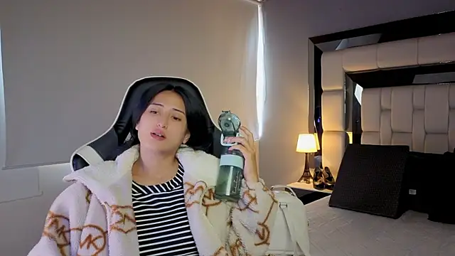 Adhara7 online show from February 3, 8:14 pm