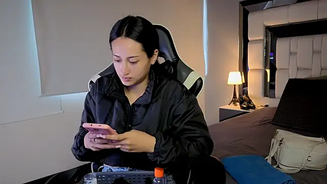 Adhara7 online show from February 6, 9:29 pm