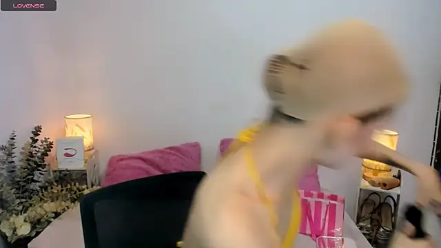 Snapshot of tsmokemachine chatting on October 30, 5:46 pm tsmokemachine online show from October 30, 5:46 pm