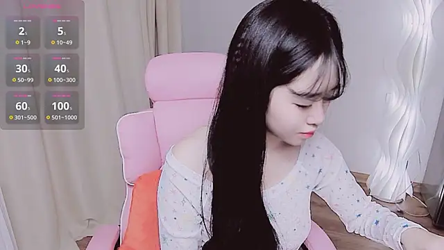 Miu-999 online show from November 17, 7:03 am