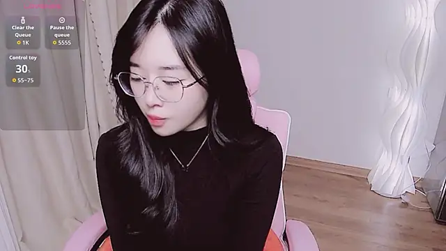 Miu-999 online show from November 19, 2:11 am