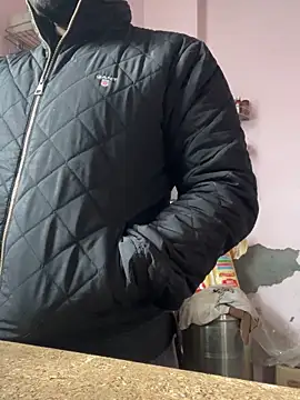 amitsharma7868 online show from December 21, 3:46 am