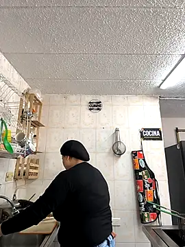 haashkyo online show from February 6, 6:22 pm