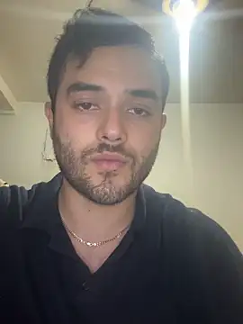 Snapshot of acmello83 chatting on March 26, 3:56 am acmello83 online show from March 26, 3:56 am