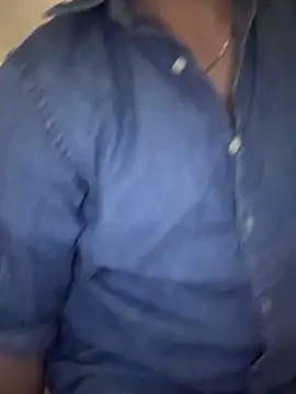 Snapshot of acmello83 chatting on March 29, 8:53 pm acmello83 online show from March 29, 8:53 pm