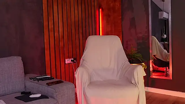 QueenMarX online show from May 25, 7:09 pm