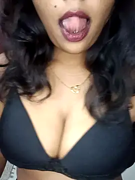 Tamil kavinila online show from December 20, 4:03 pm