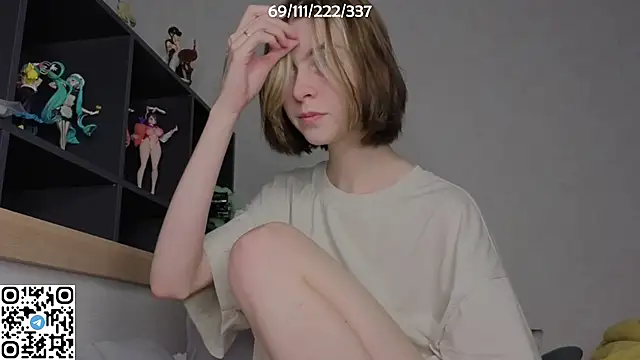 Snapshot of bertamimi chatting on October 6, 5:43 pm bertamimi online show from October 6, 5:43 pm