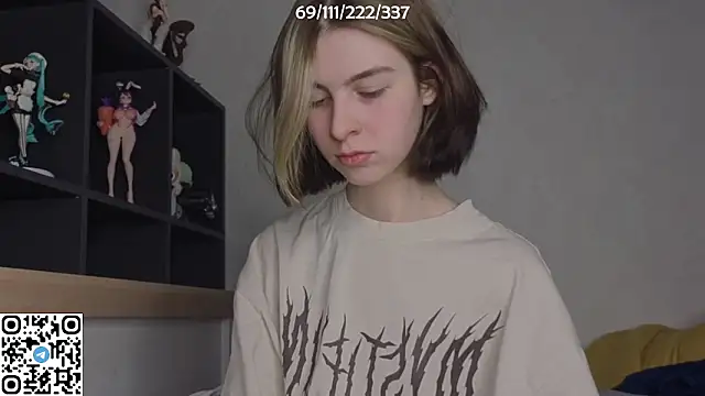 Snapshot of bertamimi chatting on November 4, 6:29 pm bertamimi online show from November 4, 6:29 pm