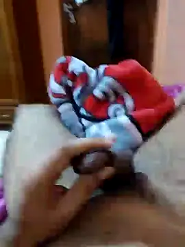 Snapshot of micho997 chatting on October 17, 3:36 pm micho997 online show from October 17, 3:36 pm