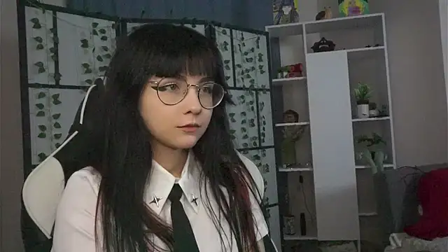 Snapshot of BereniceBattersby chatting on September 19, 8:53 pm BereniceBattersby online show from September 19, 8:53 pm