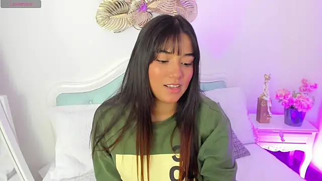 Shaleena  online show from September 8, 8:08 pm