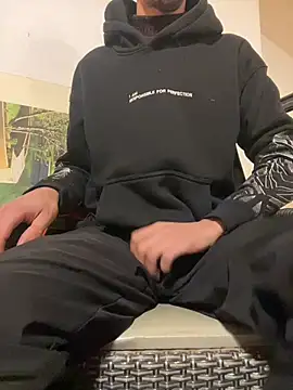 Snapshot of Yasar-Xxxl chatting on January 31, 9:24 pm Yasar-Xxxl online show from January 31, 9:24 pm